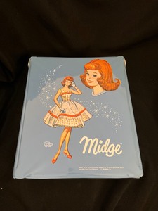 lot 257 image: Midge Carrying Case 1964