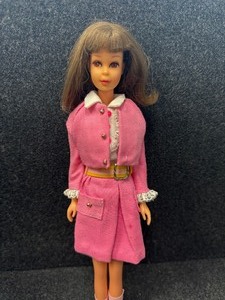 lot 337 image: Mod Francie Doll.