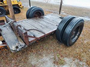lot 8 image: Homemade Trailer