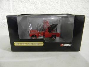 CORGI COLLECTIBLES - 150 Scale DIE-CAST Mack B Wrecker #53602 - #47 Chicago - IN BOX - GREAT PIECE - SEE PICTURES