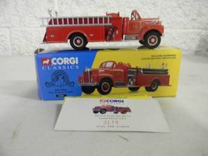 CORGI CLASSICS - LIMITED EDITION #3179M of 5500 150 Scale DIE-CAST MACK B SERIES PUMPER MALVERN #52601 - IN BOX - WITH COA - GREAT PIECE - SEE PICTURES