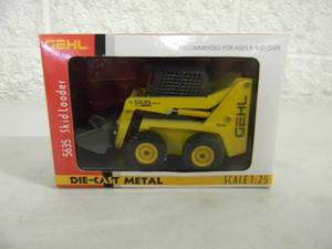 GEHL 125 SCALE DIE-CAST METAL SKID LOADER #5635 - IN BOX - GREAT PIECE - SEE PICTURES
