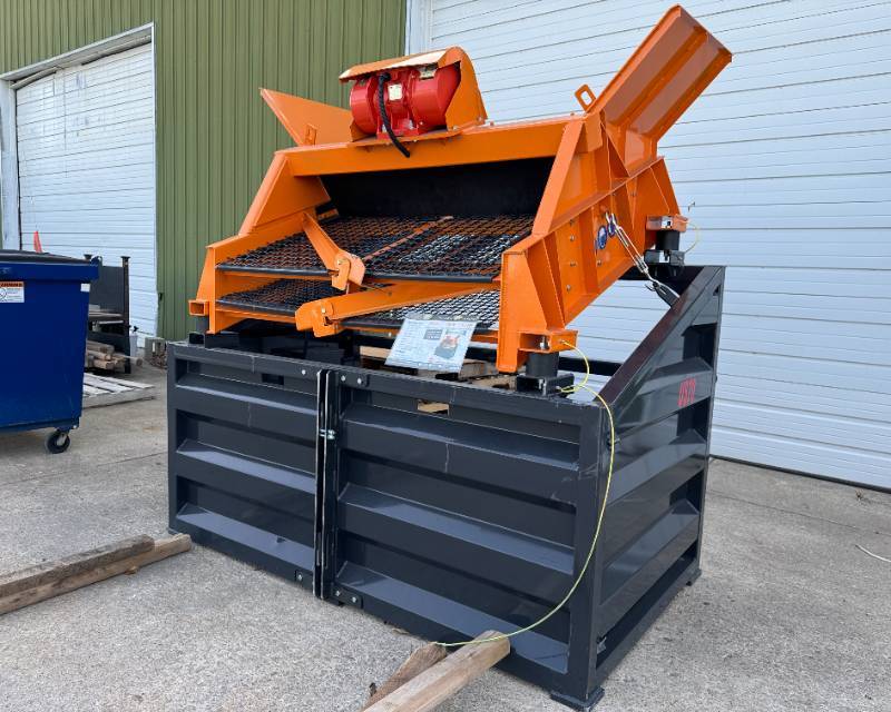 lot 129X image: Paladin Skid Mounted Screener
