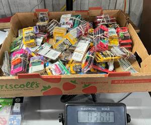 lot 240 image: Assorted Packs of Automotive Fuses