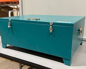 lot 297 image: Metal Shipping Box