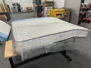 lot 79 image: CORSICANA 8 Mattress- King