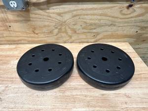 lot 42 image: Lot of 2- 20lb Weights