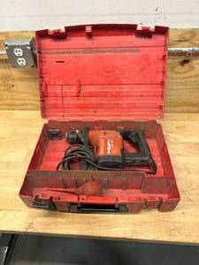 lot 45 image: HILTI TE 15 Hammer Drill with Case