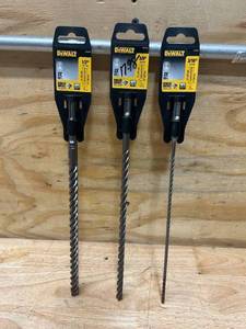lot 102 image: DEWALT Lot of 3- 12 SDS Drill Bits