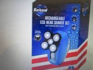 lot 34 image: Barbasol Rechargeable LCD Head Shav...