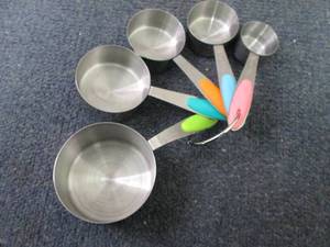 lot 45 image: Metal Measuring Cups Set...