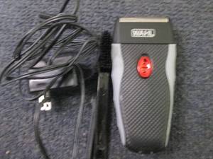 lot 106 image: Wahl Bump-Free Rechargeable Shaver ...