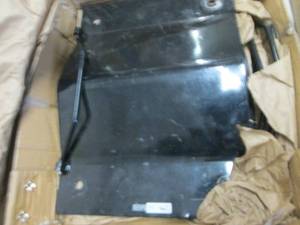 lot 143 image: Vivo Home Rolling Item...