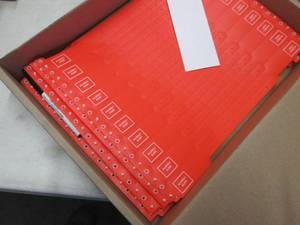 lot 199 image: St Johns Company Box of 250 Red Al...