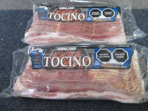 lot 289 image: 2- 1lb pkgs FROZEN Kirkland Signatu...