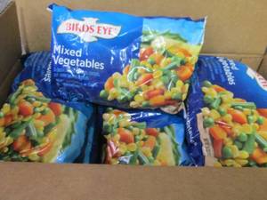 lot 297 image: 12- 16 oz pkg FROZEN Birds Eye Clas...