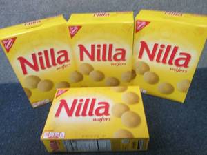 lot 371 image: 4- 11 oz Boxes Nilla Wafers...