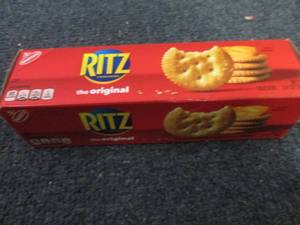 lot 372 image: 29- 3.4 oz Boxes Ritz Crackers...
