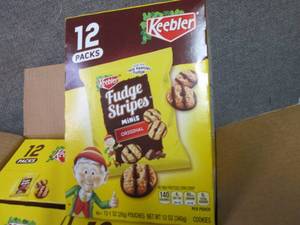 lot 412 image: 4- 12 pk  1 oz Keebler Fudge Stripe...
