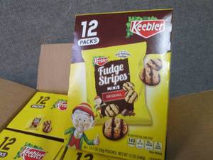 lot 414 image: 4- 12 pk  1 oz Keebler Fudge Stripe...
