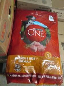 lot 432 image: Purina One Chicken & Rice Formula 1...