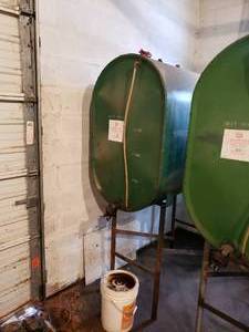 lot 5 image: 275 gallon oil barrel