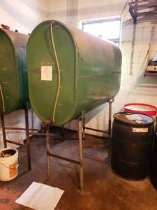 lot 6 image: 275 gallon oil barrel