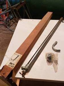 lot 12 image: oil drum pump