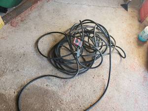 lot 56 image: 100 - 220 volt cord with 3 prong ends