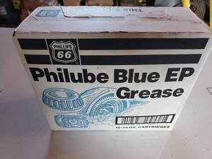 lot 87 image: new unopened case of PHILLIPS 66 philube blue EP grease