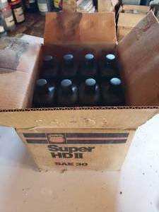lot 93 image: case of 121 quart jugs of PHILLIPS 66 Super HD 2 SAE30 oil