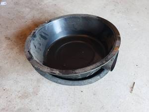 lot 125 image: 2 oildrip pans