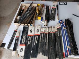 lot 208 image: LARGE assortment of windshield wipers and accessories see picks for sizes
