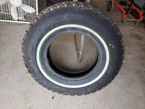 lot 242 image: NEW SUMMIT tire size P21575R14