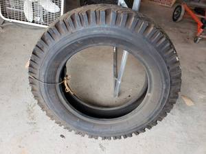lot 243 image: NEW BF GOODRICH bias tire size 560-15