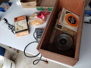 lot 299 image: SEARS drill bid grinding attachment assorted saw blades and more