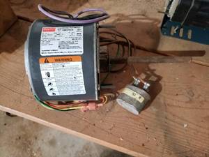 lot 332 image: NEW DAYTON condenser fan motor see picks for specs