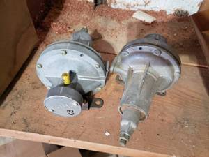 lot 336 image: LP gas pressure valves