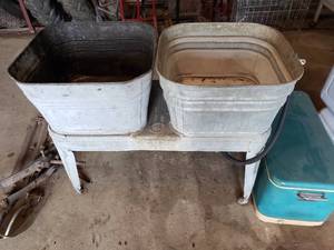 lot 354 image: antique double tub wash stand