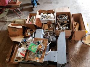 lot 362 image: large lot of plumbing supplies and miscellaneous items