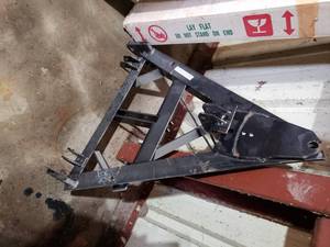 lot 367 image: pickup tow hitch