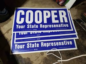 lot 399 image: VINTAGE ROGER COOPER for state represenative signs see picks for measurements