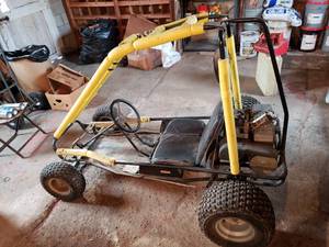 lot 405 image: Carter Brothers go cart