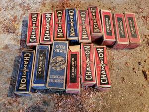 lot 415 image: Cool old CHAMPION spark plugs in the boxes