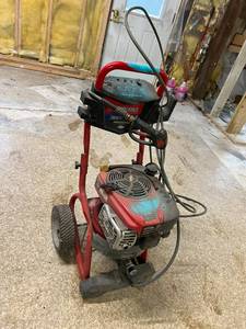 lot 24 image: Troy Bilt 2800PSI Pressure Washer