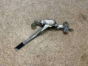 lot 33 image: Haul Master Cable Winch Puller 8000# Double Line Capacity