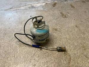 lot 35 image: Propane Tank with Torch