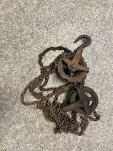 lot 45 image: Chain Pulley
