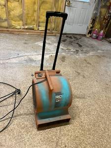 lot 55 image: Ridgid Model AM25500 Air Mover