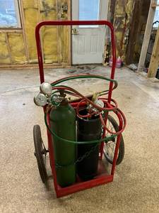 lot 64 image: Cutting Torch Kit on Wheeled Cart